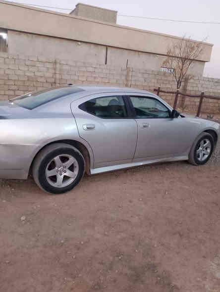 السلام عليكم
جارجر موديل 2007 محرك 2700 رقمها سليمانية انگليزي سنوية صالحة لغاية 2030 صاحبها بالموصل تريد تحويل تريد وكالة ضررها چاملغ گدام وچاملغ وره والبونيد بدون دواخل سيارة نظيفة وجاهزة احلا من الصور 
السعر 110 وبيها مجال 
الهاتف : ***********
