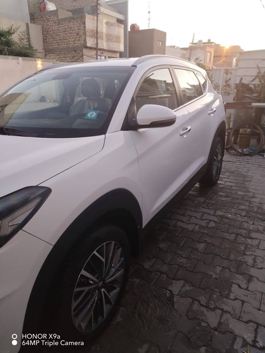 توكسان موديل 2019
شركه الكاصد..سياره مكفوله كفاله عامه 
خمس عدسات كشنات كهرباء حساس أمامي خلفي 
كشاف رادار ماشيه 98
نجف حي الجامعه..السعر 210
***********
