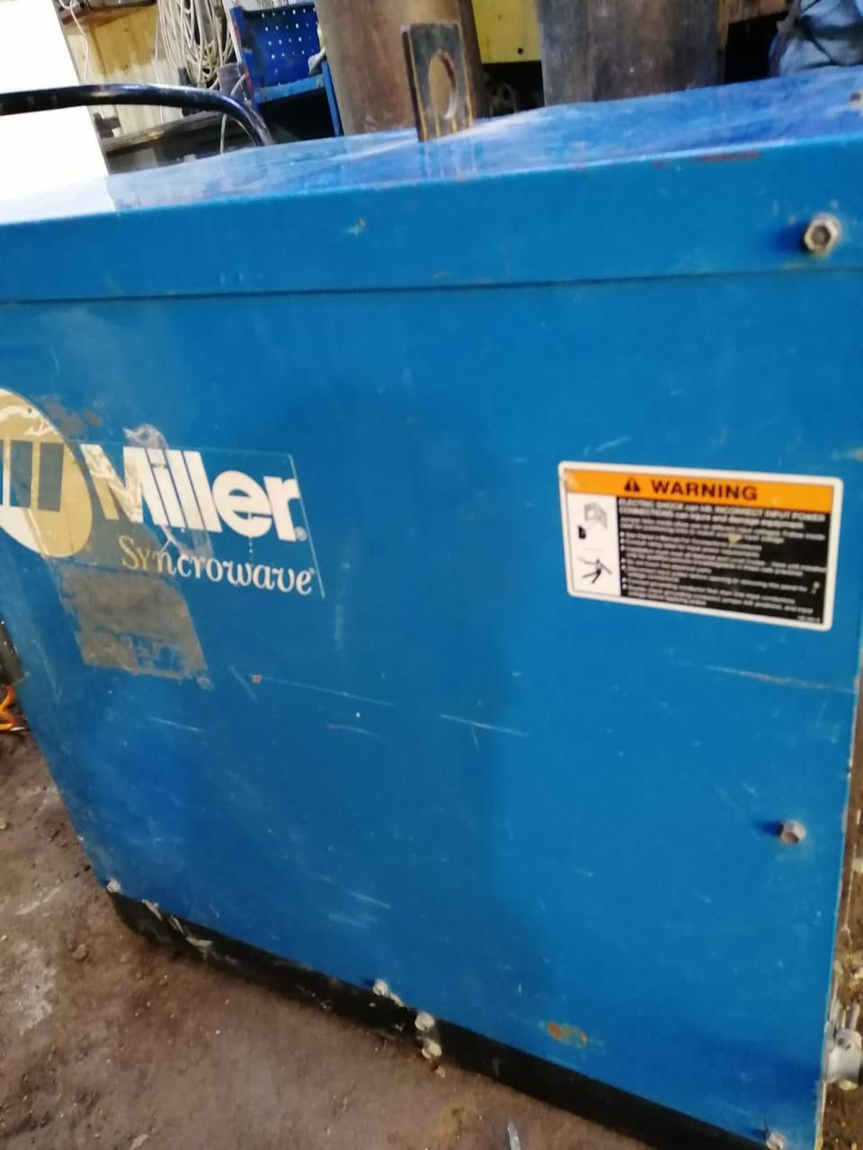 السلام عليكم
ماكنة لحام ملر أمريكي تلحم جميع المعادن سنكل فيز مستعمل شي قليل نظيفة كلش المكينة ماأعرف تلحم اركون او لا مواصفاته يمك بصور مجرد الحم بيه  جنت١٨/٧٠ السعر ٧ ورقات 
مكاني بغداد شارع الكفاح 
***********
