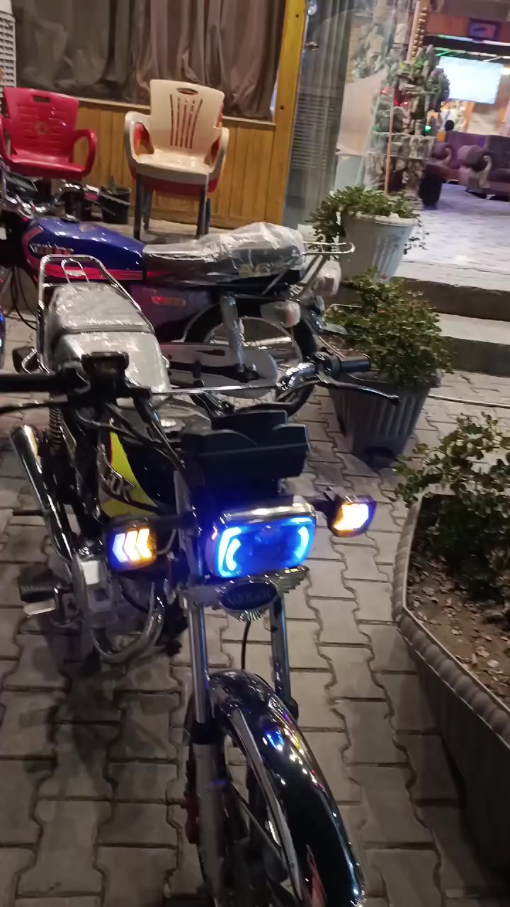 للبيع سيفان 5 كير سلف مديل 2024 طالعه نهايه ال 25 مكينه 200 فول نضافه جديده و جاهزه مجهزه كهربائيات كلها شغاله مكان نجف سعر 700 و بيها مجال رقمي ***********
