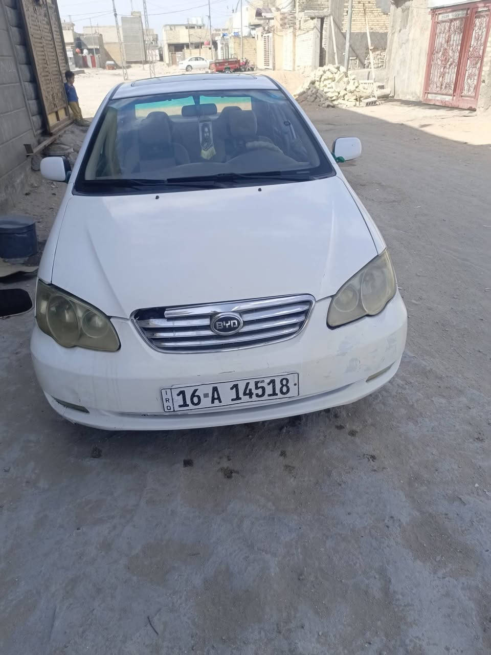 السلام عليكم بيوايدي إف ٣مديل ١٣ مكفولة من الضربه.والصبغ بيه مكانه صبغ اشويه مكانين اصغار مكاني كربلاء رقم *********** السعر ٥٥
