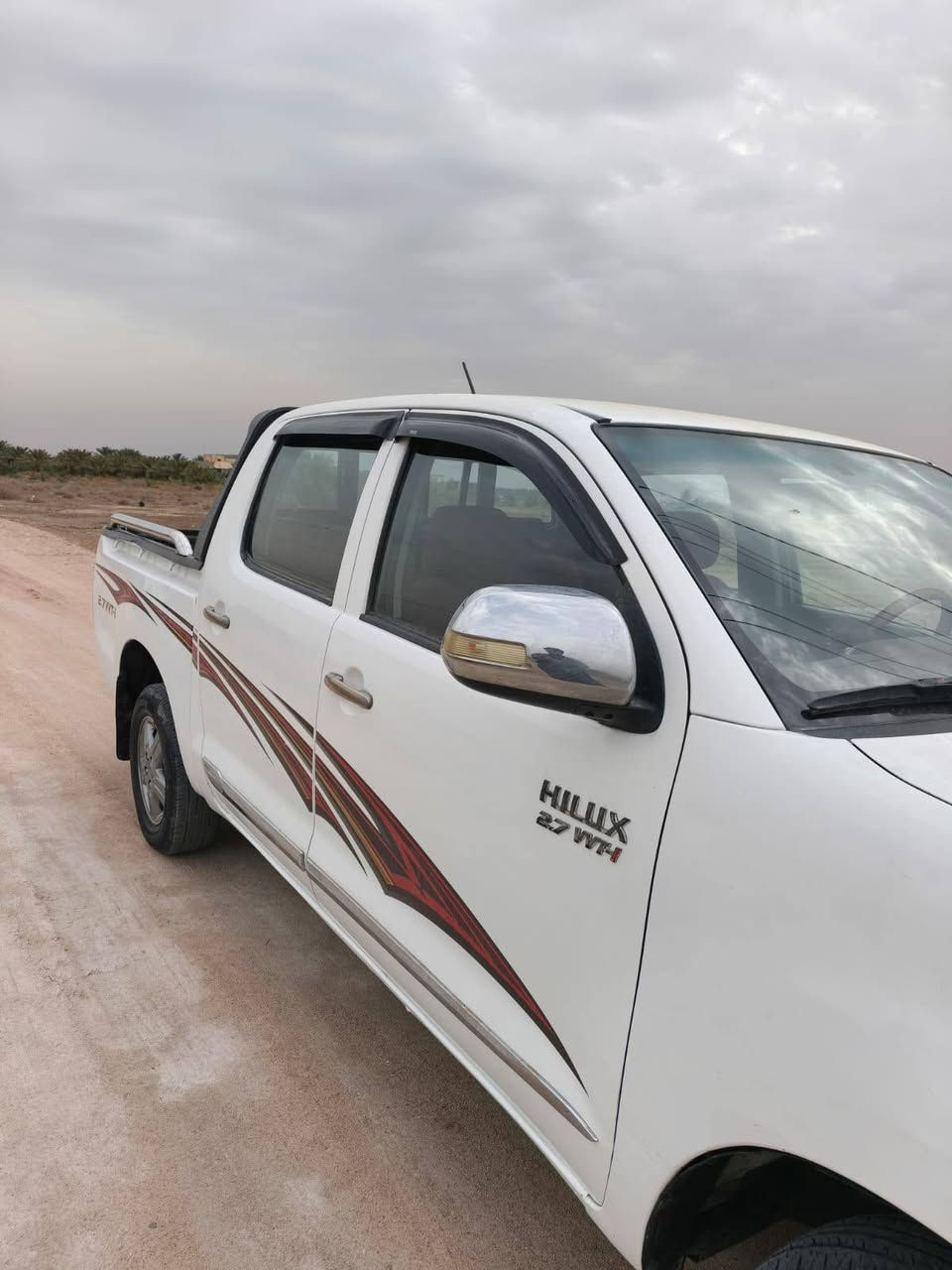 الســلام عليـكم بكم هايلكـس موديل 2014 مكـفـوله كفـاله 
كير وتماتيك محرك وكير وكسن وشاصي مكفول تبريد ثلج حداديه جديده تخم تيرات جداد رقم بصرا مشروع وطني سنويه مجداده مداور ثاني يوم سـعر 192البـيع مسـتعجل 
*********** مكان ناصريه قرب الزيرج
