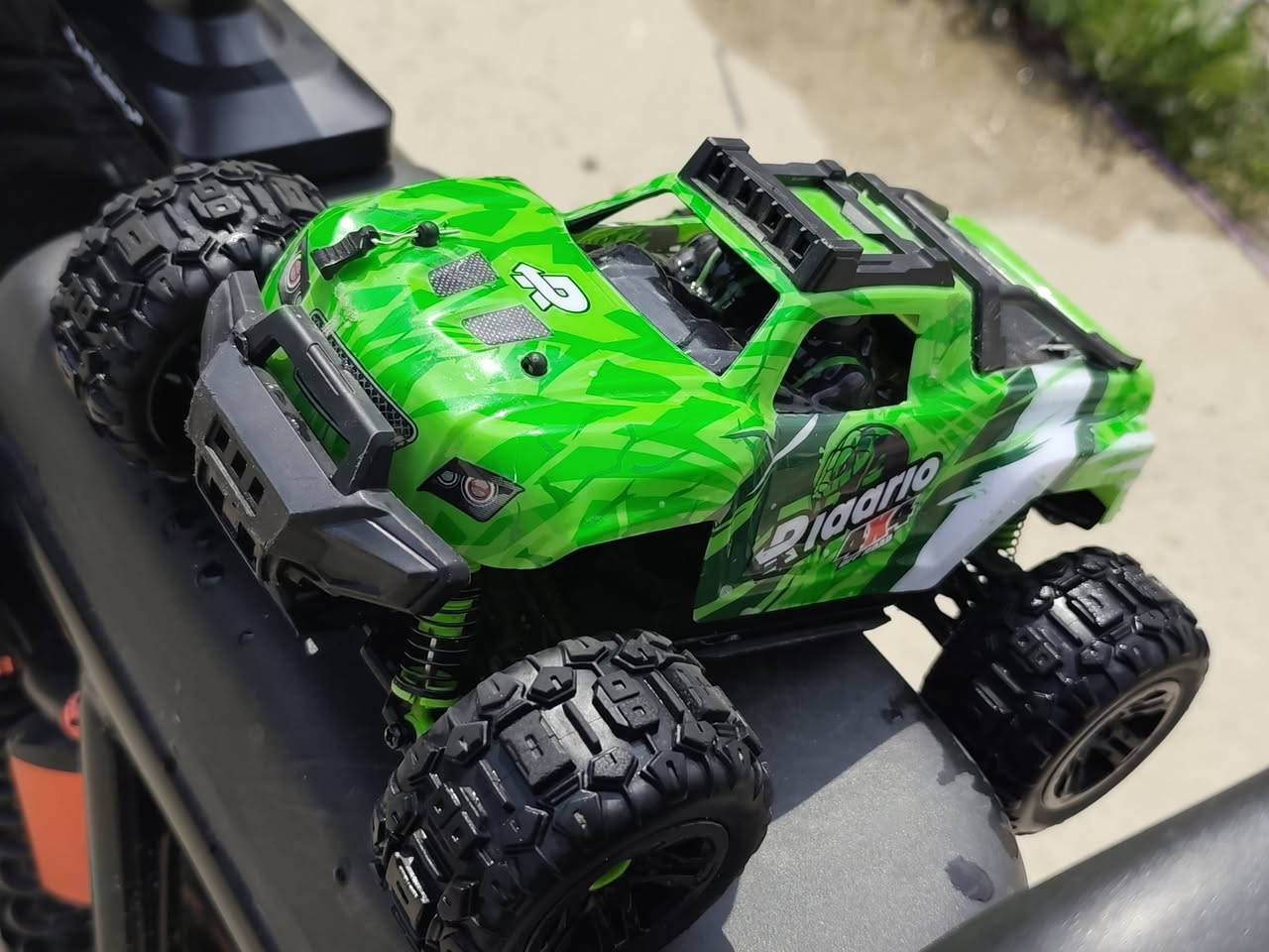 وحش للبيع نقص بس شاحنه تنباع بكل مكان 
بطاريات ليثيوم محرك برشلس دفع رباعي السياره باله اوربي مو صيني السعر 60 الف


**إذا كنت صاحب هذا الإعلان وتريد حذفه لأي سبب، رجاءا أرسل رسالة إلى الدعم الفني**