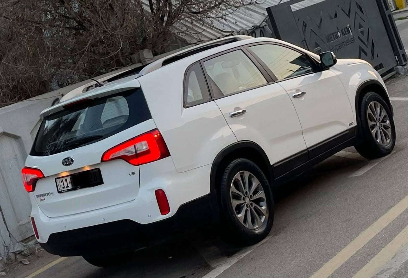 سلام عليكم
للبيع فقط

سورنتو كويتي 2014 فول 1/1

مكفوله من الصبغ ولضربه عدا بارد مكانين وممبين شرط الفحص

رقم بغداد الجديد باسمي

ماشيه 108km

٦ سلندر ٧ راكب 

بصمتين: تشغيل وتقفيل 

بنورما طكتين جام 

زراك لايت بلدعامية 

بردات خلفية اصلية 

كشنات جلد اصلي 

كشنات كهرباء 

حساس امامي وخلفي 

لايت زنون اصلي 

كامرة دوارة اصلية 

تحكم استيرن فول 

حاكية :  ابلوتوث: اوكس 

نظام ايكو 

لد امامي وخلفي 

كيجات السرعة زئبقية 

شاشة اعطال بلدشبول 

لايت زنون اصلي 

تبريد ٣ قطع ثلج 

اضواء ترحيب بليدات 

علامة سورنتو بلدوسة 

داخل قرميدي

ويل اكروم ١٩

 مانع انحدار  

كير ومكينة وصدر وحدادية وتبريد مكفول

مكان بابل المسيب 

                            السـعر (212)وبيها مجال

للاستفسار 

***********
