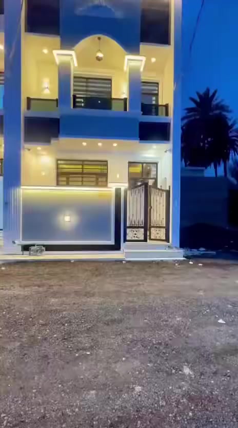 السلام عليكم 
دار للبيع نزال سليم 
الاساس رفت 
بناء حديث 
المساحه 65 متر 
للاستفسار 
***********
