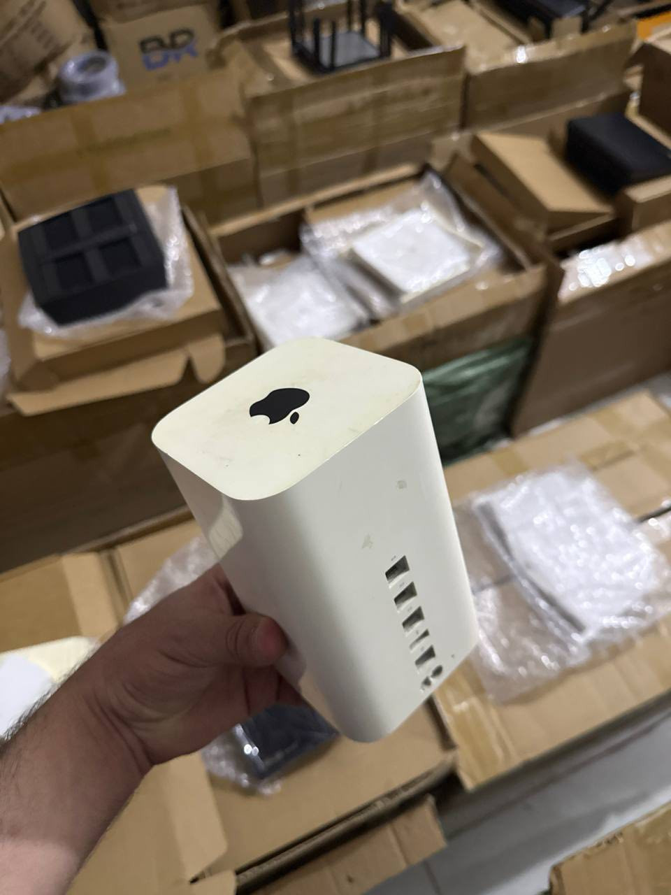 شوفلي الراوترات العملاقة ( تفيد كوفيات - عيادات - كيمنك - ترفك عالي )
من apple - google - nokia -شاومي - هواوي - اسوز 
من AX6000 و wifi7 و بانسب اسعار( اصلي مو مجدد) كميات متوفرة


**إذا كنت صاحب هذا الإعلان وتريد حذفه لأي سبب، رجاءا أرسل رسالة إلى الدعم الفني**