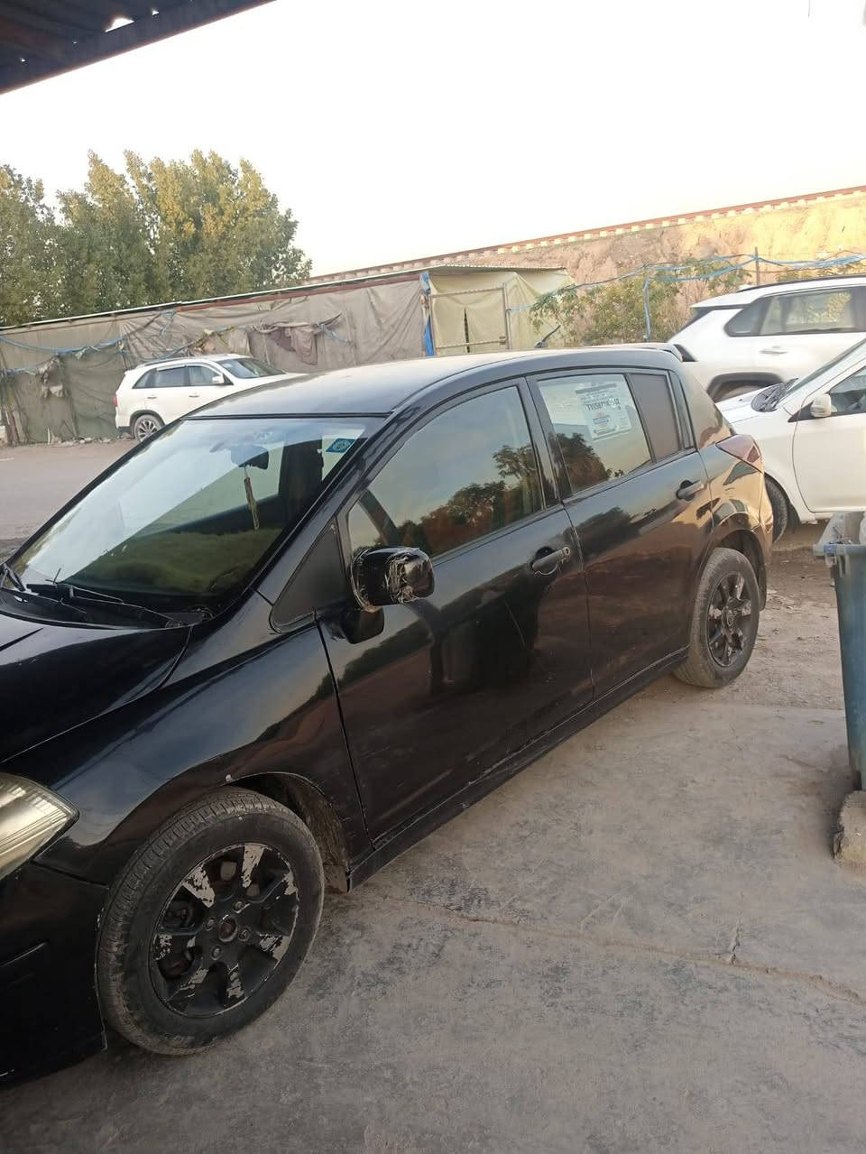 السلام عليكم عندي سياره نيسان فيرسا موديل 2008 سنويه بسمي سنويه لنهاية سنه 2030 مشروع وطني مكينه وكير مكفولات محرك 2000 باتري جديد تبريد شغال شاشه شغاله كامره صدر جديد سيارة كامله من كلشي مابيها اي نقص السعر 
60 وبيها مجال بسيط العنوان التاجي ابو عضام قرب البانزين خانه مال نايف رقم الهاتف ***********
