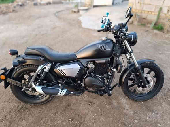 سلام عليكم دراجه كي لايت مكفوله محرك 
cc200 راديتر دهن ابريكات خلفي امامي دهن رقم أربيل تحويل بئي وكت يعجبك مكانهة بوب الشام رقم للتواصل 
*********** السعر 3 مليون و بيهة مجال قليل
