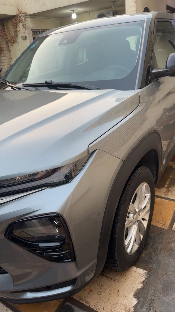 تريل بلايزر23 مواصفاتRSدخول جديد تسجيل جديد رقم بغداد دولي  باسمي واني المستورد محرك 1300 دفع رباعي تيربو 155 حصان گير 9 نمر مواصفات عاليه سيارة جديدة  لوك ضربه بالمازده مبدل بنيد فقط لون مميز اطارات جبلي ويل225/60/17 مكاني بغداد سعرها143 $للتواصل اتصال وواتساب ع الرقم ***********
