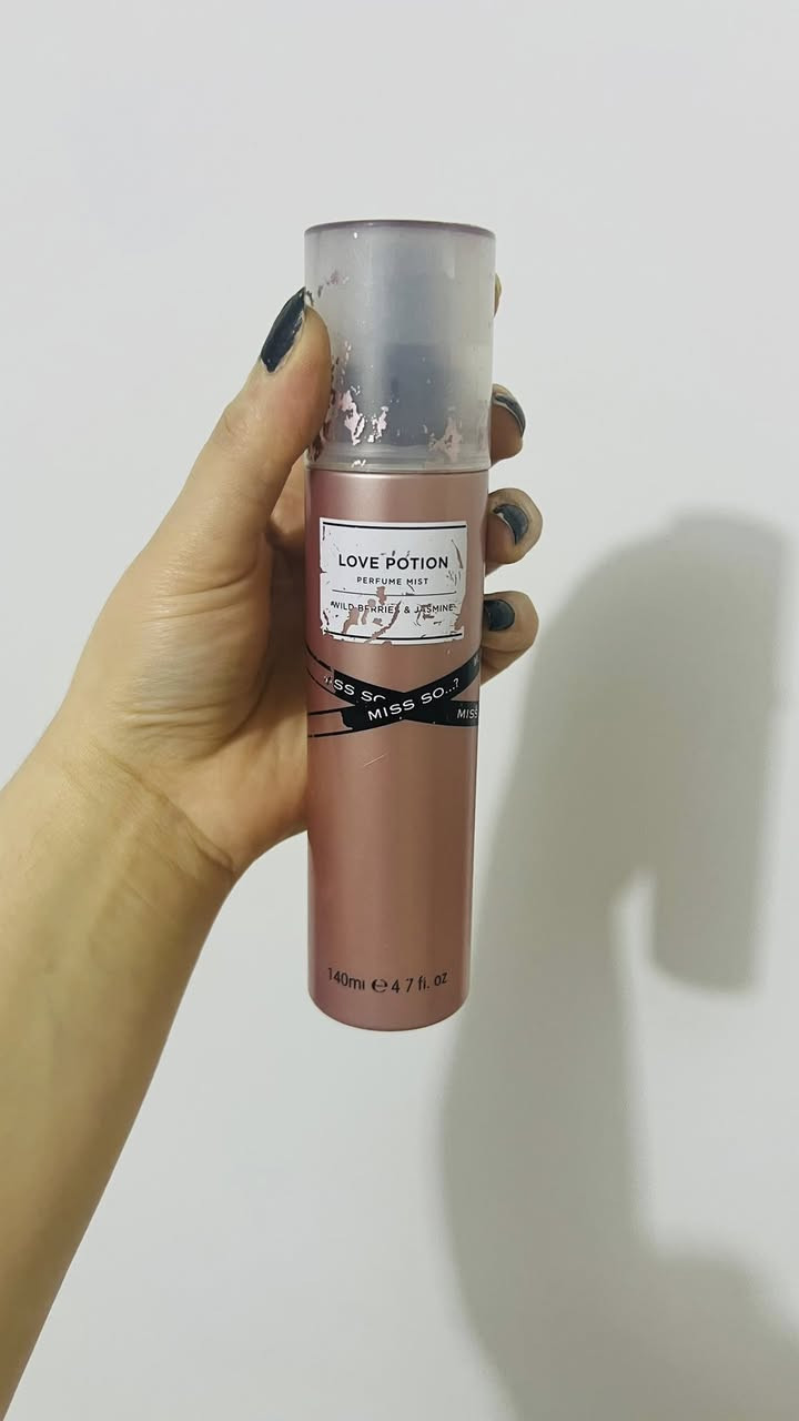 عطور سبلاشات اصلي ميه بالميه باث بدي فكتوريا سيكرت وعطر لطافة و عطر ابراهيم القريشي المسكي الي يأخذهن شلعه سعرهن مناسب يكون وكلهن اصلي بنات امانه الله والله أكملهن استخدام شخصي


**إذا كنت صاحب هذا الإعلان وتريد حذفه لأي سبب، رجاءا أرسل رسالة إلى الدعم الفني**