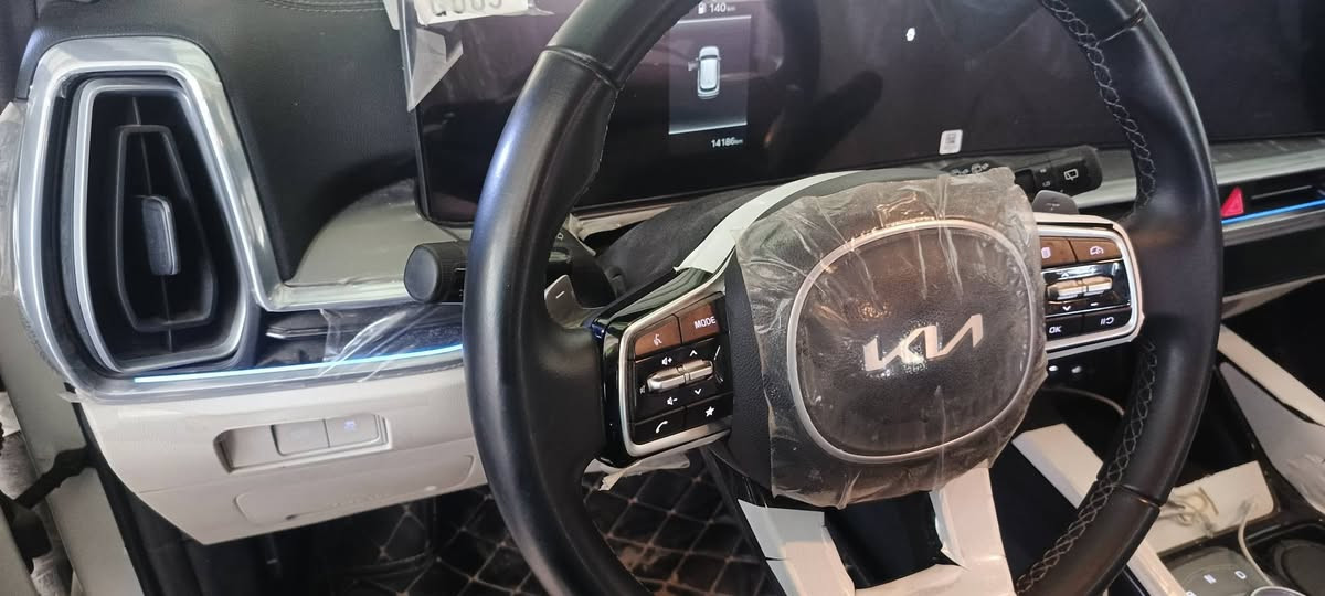 ام عليكم سورنو2024 مواصفات الدوليه ضمان 8تبديلات كفاله عامه ماشيا 14000كمرقم بغداد باسمي 
مواصفات ويل 19 كير موس سايدبريك دكمه حساس أمامي خلفي بردات صندوق كهرباء كراسي اماميه كهرباء للاستفسار الاتصال على الرقم *********** مكان السيارهوالعامريه جانب الكرخ بغداد, العراق
