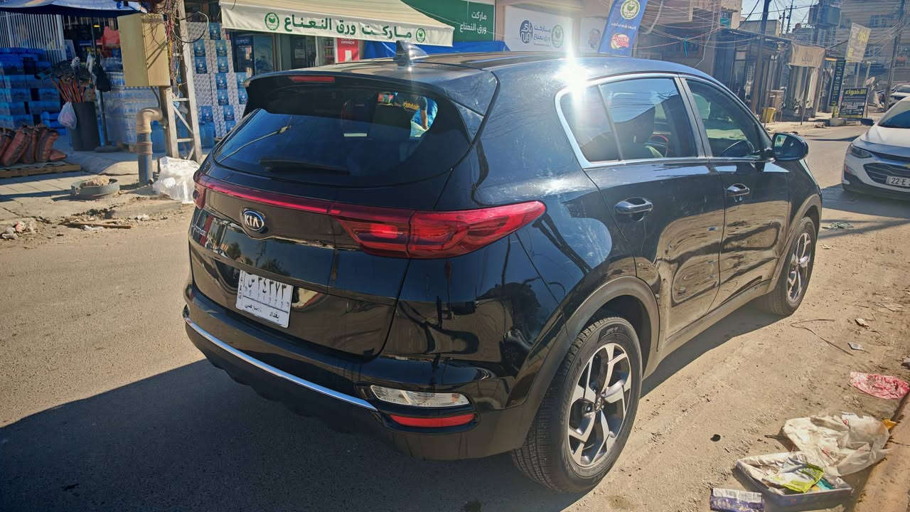🚘 للبيع كيا سبورتاج وارد أمريكي 🚘
📍 اللون: أسود
📍 الممشى: 51 ألف كم فقط
📍 المحرك: 2400cc
📍 الحالة: نظيفة جداً – استعمال قليل
🔹 المواصفات:
✅ رادار
✅ شاشة كبيرة
✅ حساسات
✅ سيارة مرتبة ونظيفة
🔧 الملاحظة:
ضربة جملغ أمامي فقط – ضربة خفيفة وما مأثرة على المكينة أو الشاصي.
السعر 177 ورقه
الاتصال واتساب 
***********
