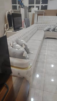 فول نضافة • ١٠ مقاعد • كنب