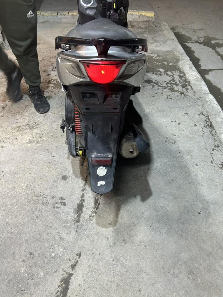 ماكس مضلع دراجه بلاديه. مكينه خرسه شلعه ومعدل مابيه كل نقص دشبول الونين  سعر 450 مجال حك الجيه *********** مكاني الحريه
