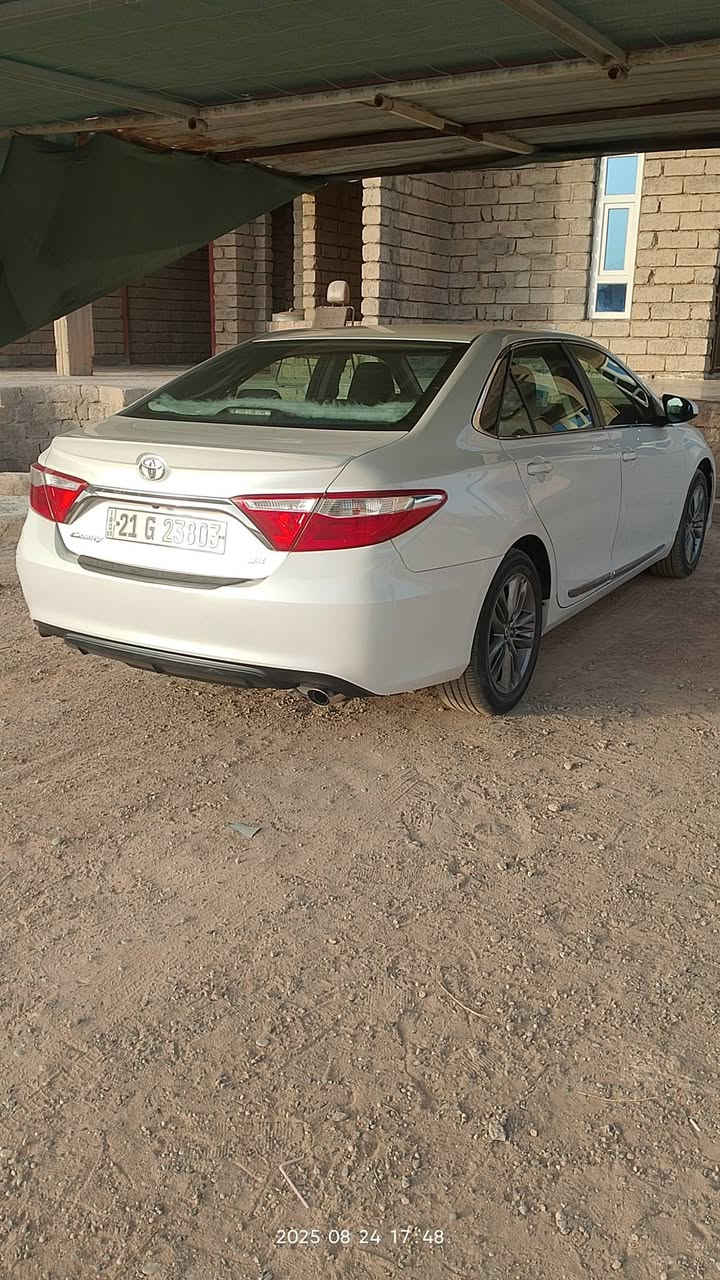 السلام عليكم
كامري للبيع سياره موديل 2017
وارد امريكي اللون ابيض لؤلؤي 
رقم شمال الجديد السياره ضررها قطعتين
 شرط بدون دواخل
گير محرك شرط مامفتوح 
مكان السياره الشرقاط 
سعرها 175$ 
***********
