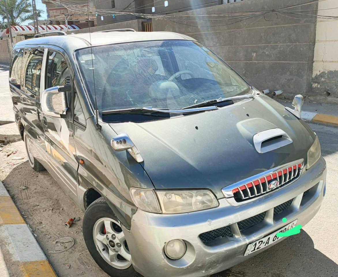 السلام عليكم
ستاركس 2001 للبيع ، حلوى مصبوغه عام للجمالية مثل ماموضحه بالصور ، رقم انكليزي خصوصي باسمي تحويل ثاني يوم ، السعر 62 وبيه مجال للطيبين او مراوس بسيارة صغيره خصوصي العنوان الفلوجة 
التواصل ع هل ارقام
***********
***********
