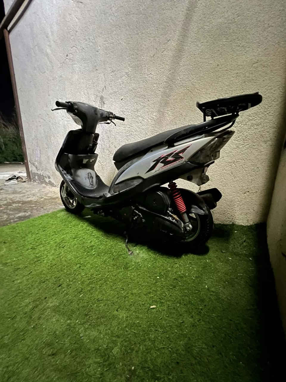 سلام عليكم دراجه ماكس للبيع 49 دراجه مختمه كلهه كلهه عل بلاد مكان كربلاء الحسينيه *********** سعر 500 وبيهه مجال قليل
