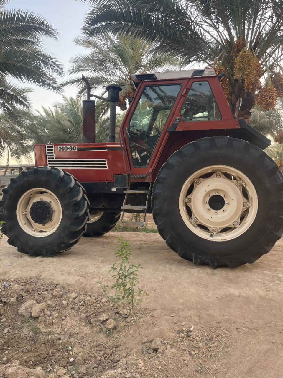 سلام عليكم فيات للبيع 140مكفوله من كلشي مكينه خير من الله كامل وياهه غراضهه فدان واندي بليم رقم واسط بسمي عارضهه 55وبيهه مجال لطيبين اتصل وادلل ***********مكاني بغداد المدائن سلمان باك مكينه فول عادي مكفوله عام
