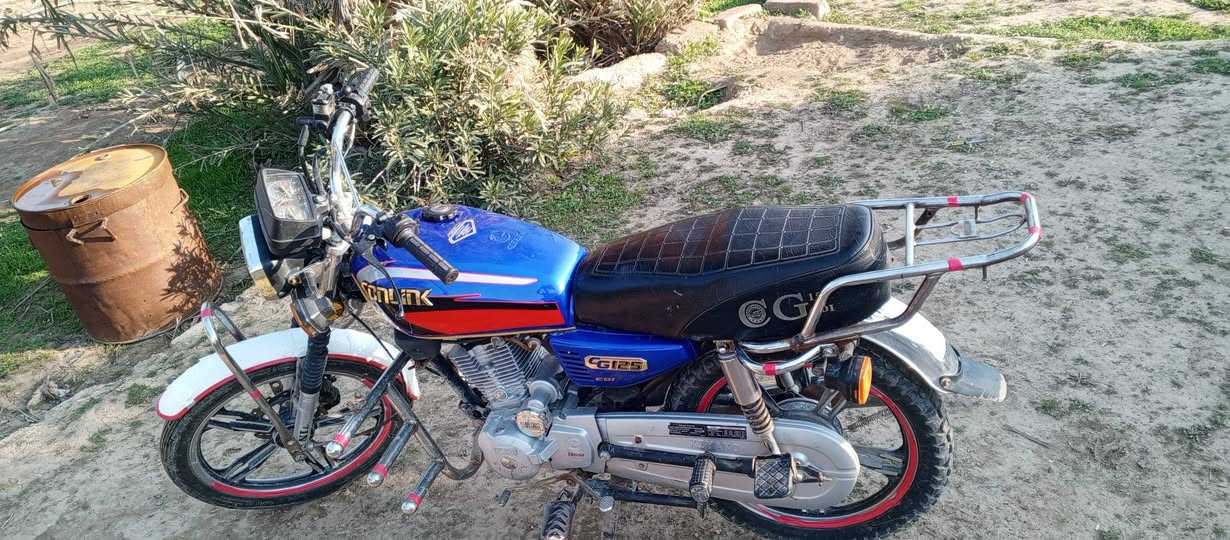 السلام عليكم سيفان موديل 2020شرط كهربائيات كلها شغاله كزوز صراخ سلف شغال الموطور احلا من الصور ويرهم مراوس  ***********
