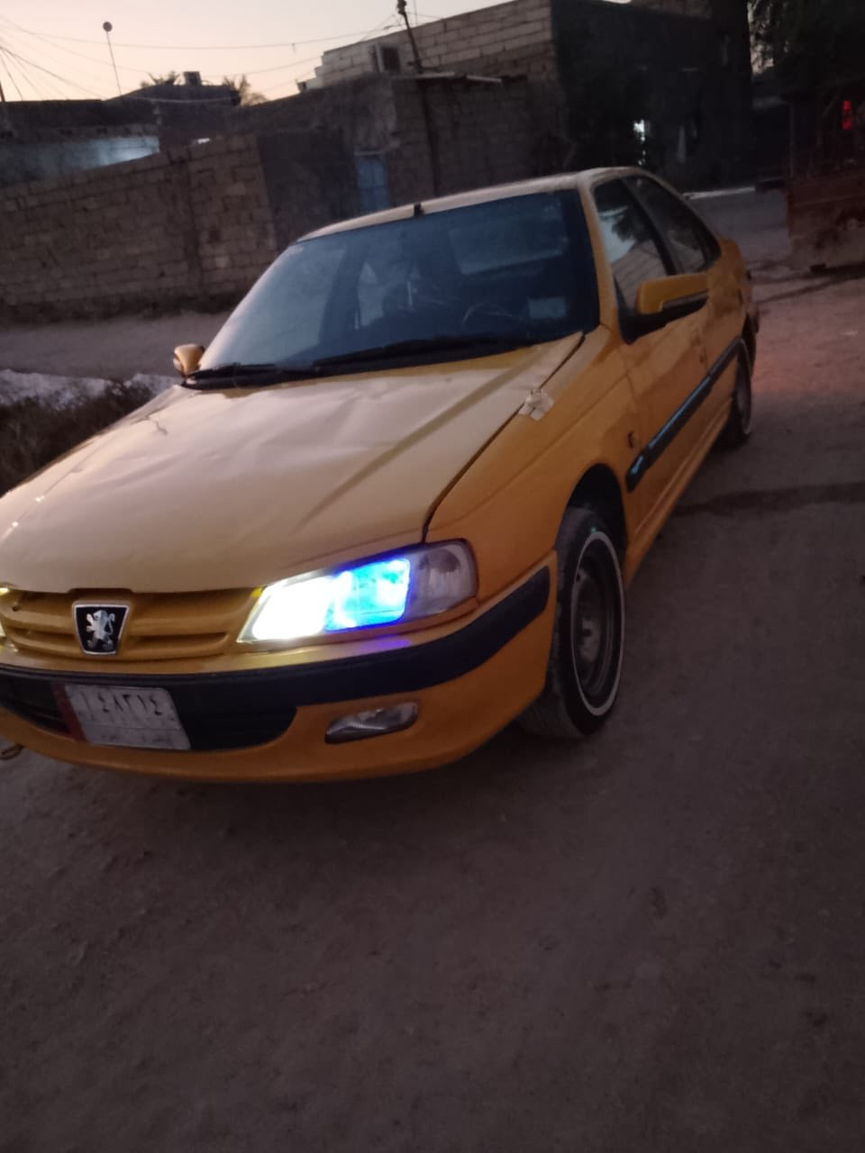 السلام عليكم سياره بيجو باص البيع مديل 13 مكينه جديده و كير كلش حلو خير من الله تبريد ويه لسويج شغاله ثلج سنويه منتهيه بل 23 بسم راعيها مو بسمي و يريد يحول راعيها كهرباءيات شغاله كلها ترايها وين ما تريد سعراها 33 وبيها مجال وكاني بصره شط العرب بل جزيره منطقه الحوطه رقم الهاتف *********** بي واتساب
