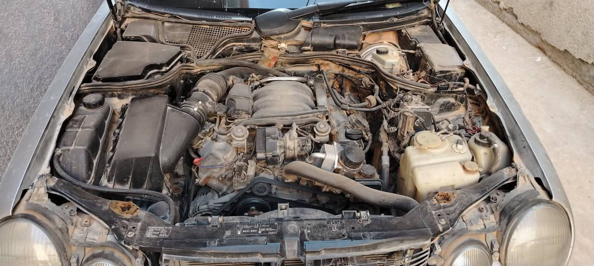 مرسيدس ام عيون موديل ٢٠٠٠ بسمي تحويل مباشر
مصبوغه عام أثر جراد
مكينه 6V
تبريد
كهربائيات كامله فقط ABS عاطل
السعر ٦٢ وبيه مجال قليل
او مراوس بسيارة عاليه مع الفرق
مكان السياره كربلاء
***********
