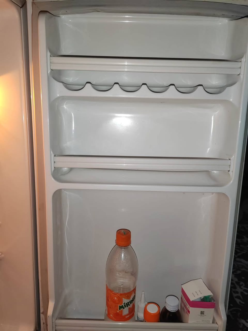 ثلاجة للبيع شغاله عل فحص فريز ثلج 
السعر 60 بيها مجال مكان بغداد الغزالية


**إذا كنت صاحب هذا الإعلان وتريد حذفه لأي سبب، رجاءا أرسل رسالة إلى الدعم الفني**