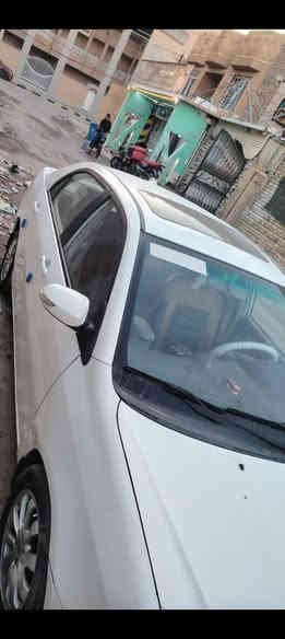 بيوايدي موديل 14رقم واسط تدفئه تبريد شغال بيهه رشات صبغ بصيطه كير اوتوماتيك سعره 55وبيهه مجال قليل مكان السياره بغداد الشعله الرقم  ***********
