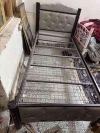 سرير • للبيع