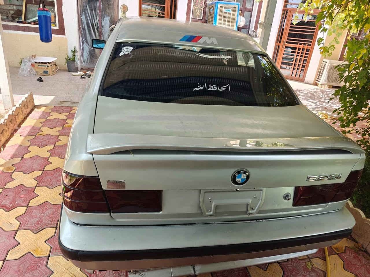 السلام عليكم

بي ام BMW

البيع موديل1992

525iمسكر عددل  

بلاد اوتماتيك  

اربعه جام كهرباي 

رقم بغداد تحويل ثاني يوم 

مكاني الحيدريه بين النجف وكربلاء 

السعر48وبيهه مجال حك الجيه 

السياره بدون ضرر جارده بيهه فقط

جاهزه السياره مكينه كير حداديه تخم تاير

اخوان التفاصيل اكثر الاتصال ‭٠٧٨٢ ٦٥٥ ٦٢٥٥‬

غير متواجد عالفيس  وبخدمتكم
