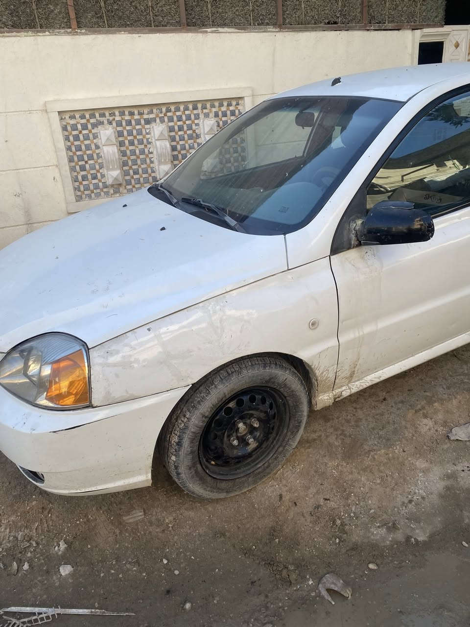 كيه ريو 2010 شكل القديم سياره جهازه كير عادي  مثل ما موضح بالصور بسمي بغداد سعر54 رقم مبايل ***********
