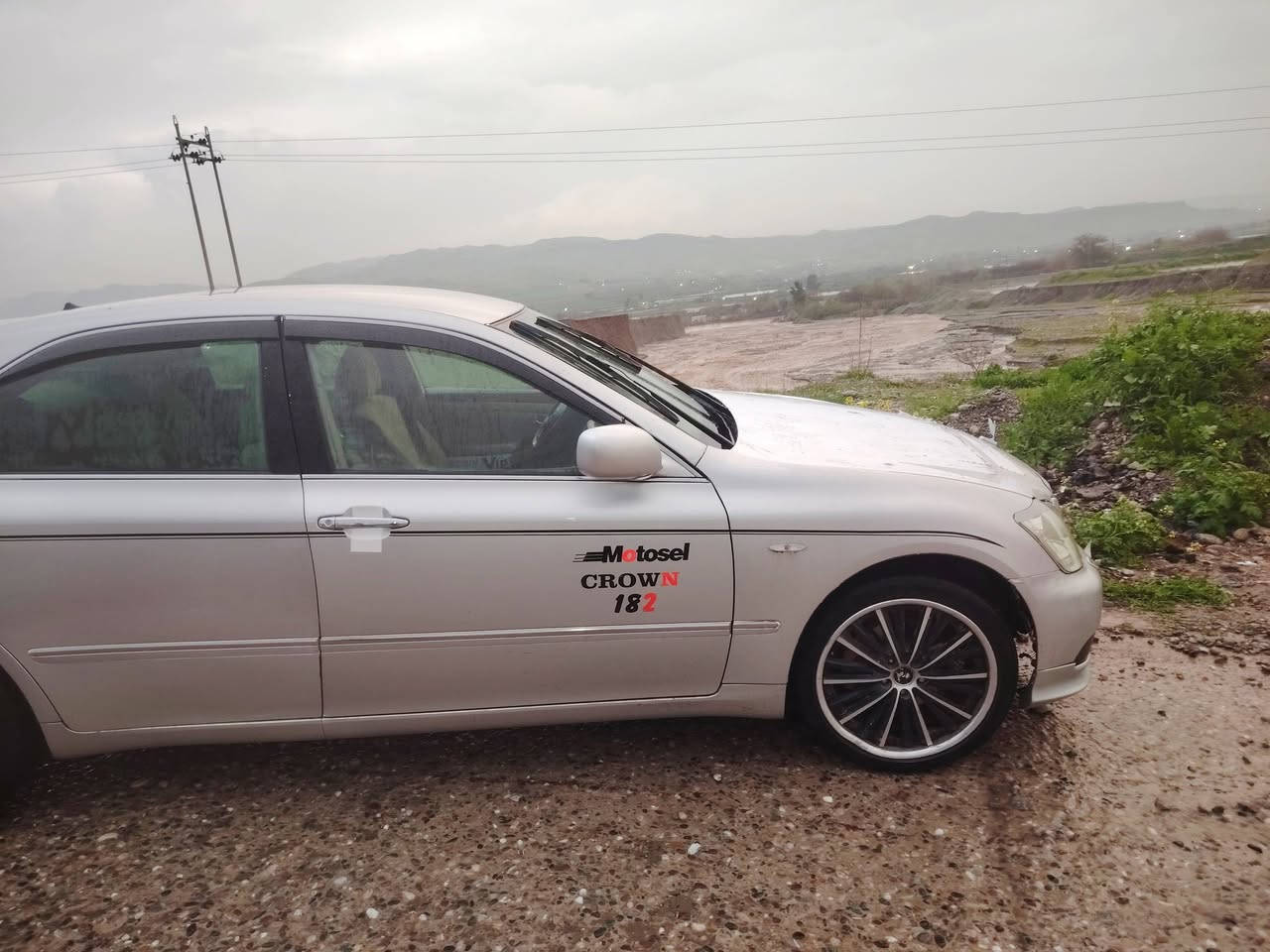 بةناوي خوداي گةوره شاهينة ٢٠٠٥براوه فول سبؤرتي ١٨٢ي ناوزةرد گير گةوره بيمةسروف سةيارةكة جايزة كةفةر گؤراو شانسي بةشةرت سةقفو حيزام بةشةرت جامي هةلگيراوه بريك بةستراوه گيرومةكينةي بيعةيبه نمونةية لةجواني سعري ٤٩مةجالي برايانه
***********
