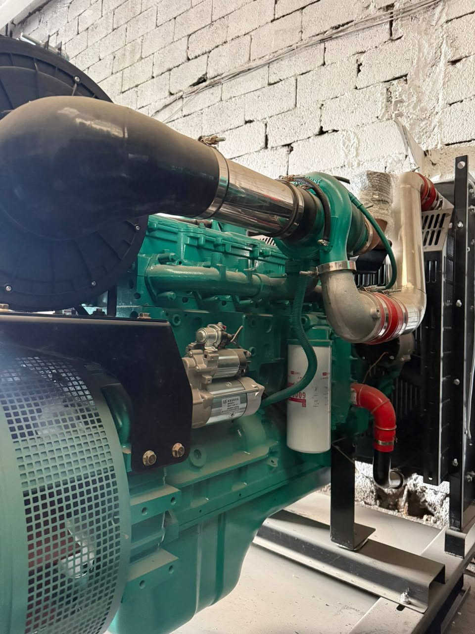 للبيع مولده كمنز  (6) سلندر
ستندر ما مفتوح بلادي اوربي 

 حجم محرك  114 24 ولف  // 250 kv

العنوان أربيل // استفسار واتساب  

 *********** // ***********

توصيل لجميع محافظات العراق موجود🚛
