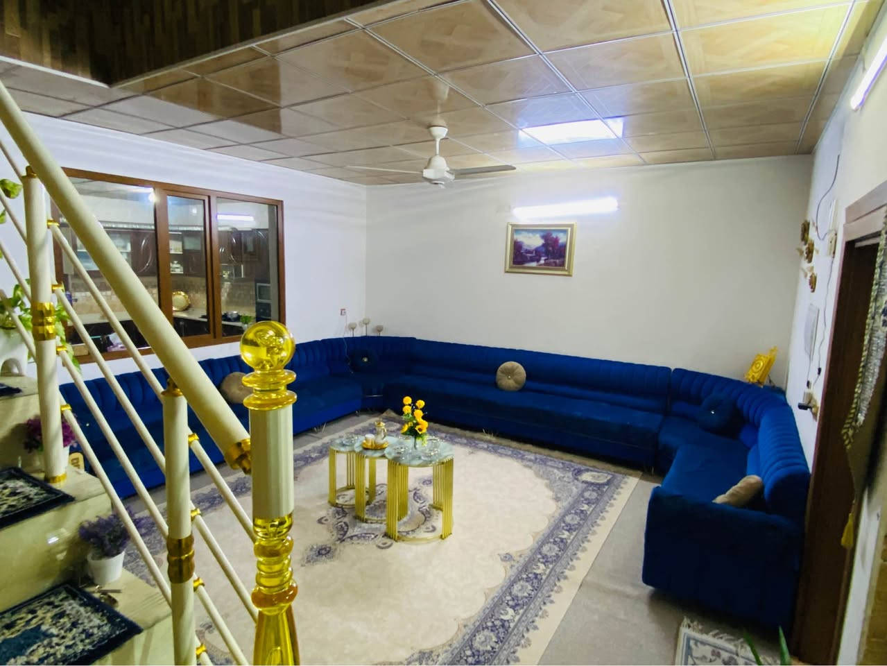 بيت للبيع طابقين 125متر شروق قبلة متكون من ثلاثة غرف وصالة ومطبخ  ومشتملات في حي فرمانبران5000
السعر 690 ست دفاتر وتسعين وبي مجال للاستفسار ***********

خانو لو فروشتن 125متر دوو قات روژهةلات قبلة بيكهاتوة لة 3 غرفة وهول ومطبغ دستور سليماني بو زانياري تلفون بكةن بة *********** أربيل, العراق
