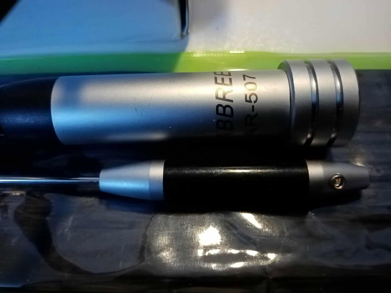 العملاق HIROYASU CQ-7373 ( 50 واط حقيقي )
انتنا قدرة 150 واط  مع قاعده مغناطيس vhf /uhf
مجهز قدره 12 فولت 30 أمبير 400 واط
للمزيد من المعلومات او أي استفسار  راسلوني


**إذا كنت صاحب هذا الإعلان وتريد حذفه لأي سبب، رجاءا أرسل رسالة إلى الدعم الفني**