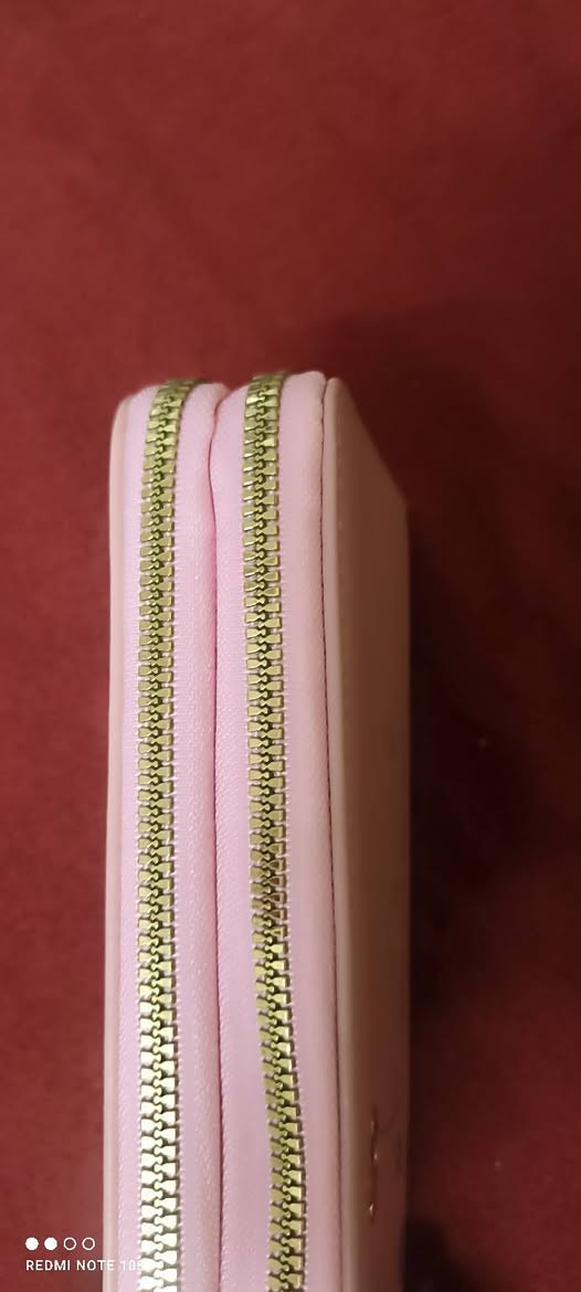 فقط قطعتين
هدايا عيد المعلم جزدان الحجم الكبير 

سعر القطعه ٤ فقط


**إذا كنت صاحب هذا الإعلان وتريد حذفه لأي سبب، رجاءا أرسل رسالة إلى الدعم الفني**