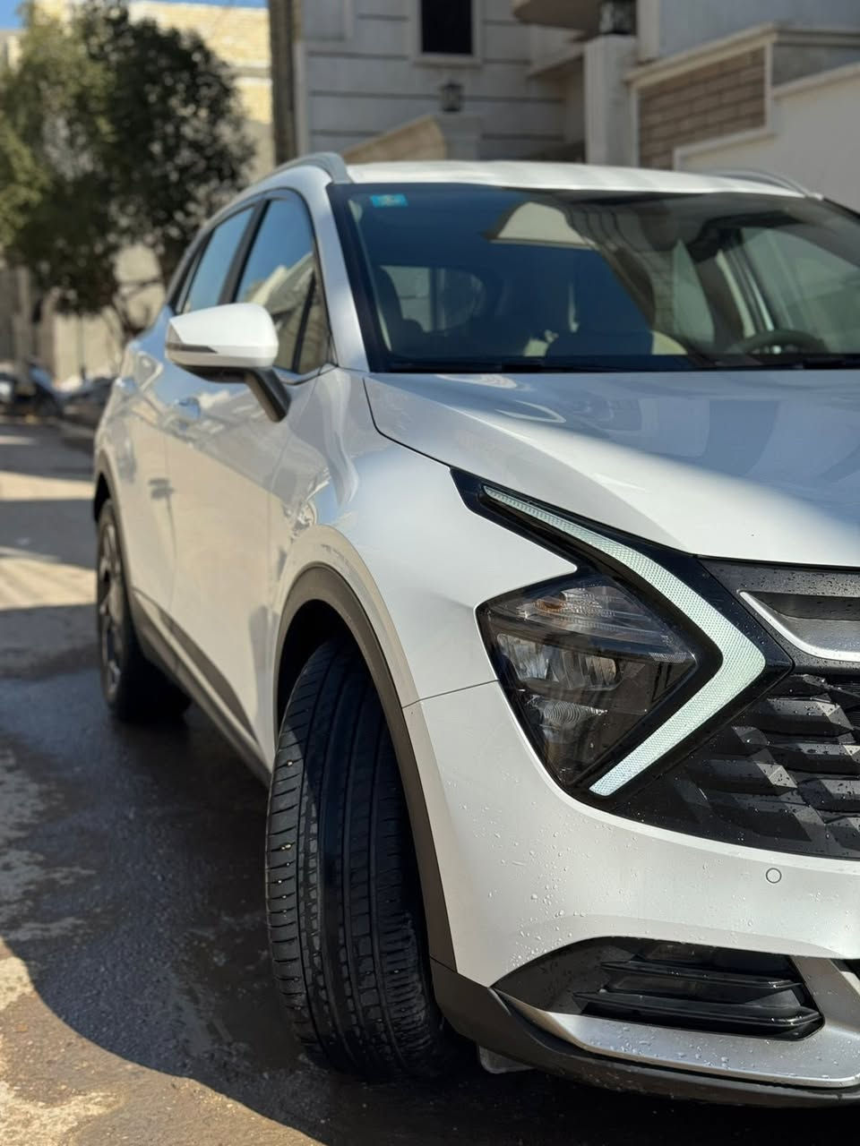 السلام عليكم سبورتج موديل 24 ماشيه 61 الف
خليجي فول عدا البنوراما مكفوله كفاله عامه 
بصمه 
كشنات 2 كهرباء 
كشنات 2 تدفئه 
ستيرن تدفئه 
شفتات ستيرن 
شحن واير لس 
تبريد شاشه 
باب خلفي كهرباء 
رادارات جانبيه 
حساس امامي خلفي 
ويل 19 
لايتات ال اي دي 
مخارج USB بلكشنات + حمالات 
شاشه كار بلي 
كامره دواره 
فول تحكم ستيرن 
مري شفط 
انارة ترحيب 
دخول ذكي 
هند بريك دكمه 
مود درايف 
مانع انزلاق 
سياره جديده جدا متحتاج صرف دينار 
السعر 22،300 دولار بي مجال شي بسيط 
مكانه بغداد الدوره حي دجله 
*********** اخوكم ليث ابو حسن
