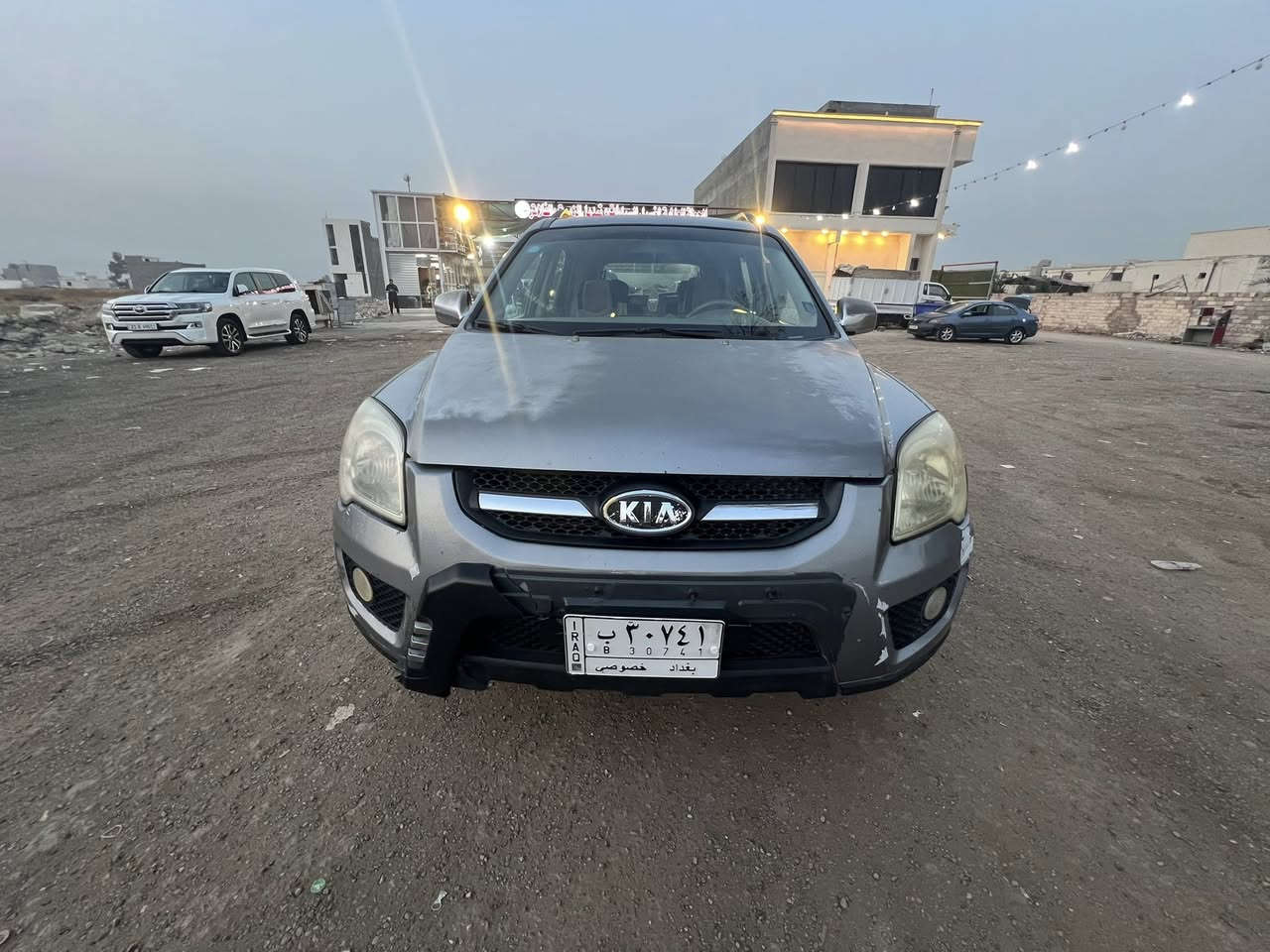 السلام عليكم
سبورتج 2009 خليجي محرك 4 سلندر دوش تبريد شغال رقم بغداد موجودة صور السونر بالصور سنوية لحد 2027
مكاني بغداد السعر 105 وبيها مجال
***********
