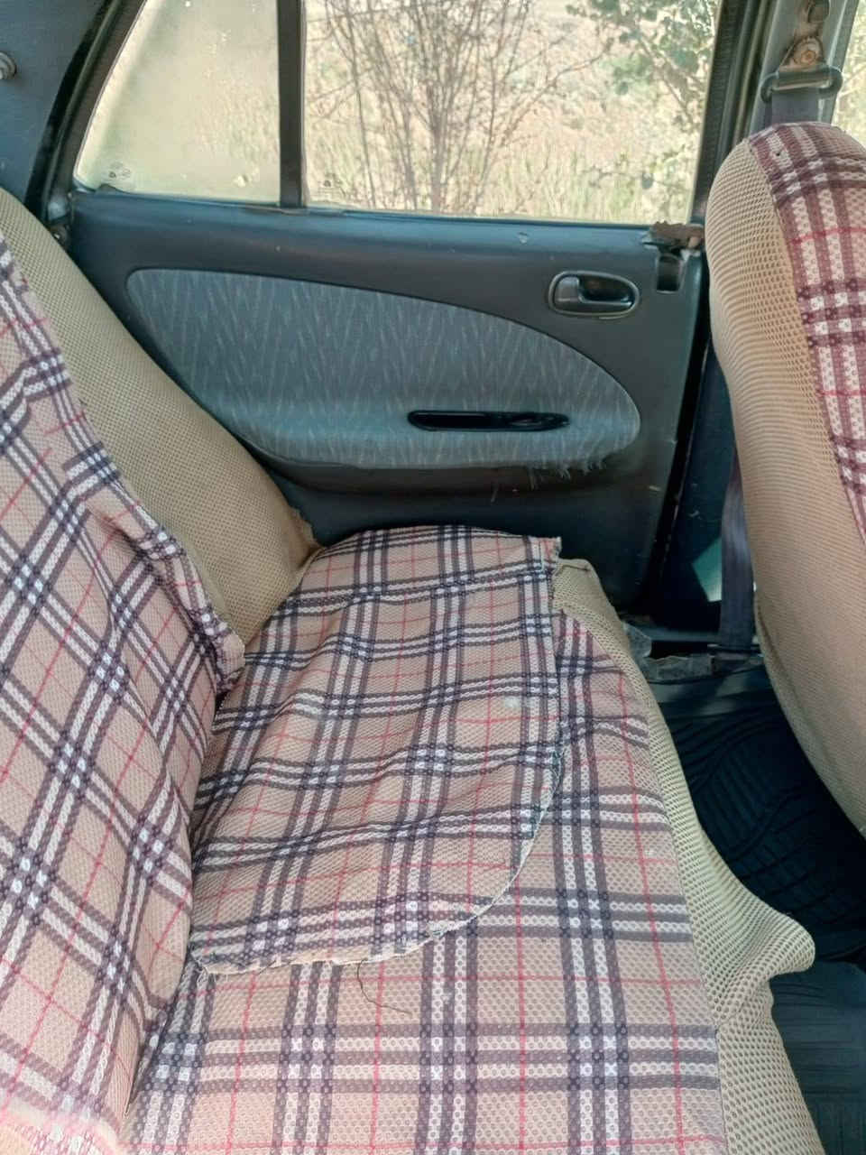 السلام عليكم ورحمه الله وبركاته سياره نوع كيا سيفيا موديل 92 طرف ثالث شرط الوكاله فقط كير محرك شرط محرك مفتوح مصبوغه للجماليه فقط الون اخضر فاتح صدر جيد خياس مابيه رقم ديالى السعر 22 وبيه مجال قليل  مكان السياره ديالى بعقوبة الخالص ناحية السلام دلي عباس رقم صاحب المنشور ***********
