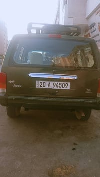 جيب شيروكي موديل ١٩٩٨ كيرمكينه بطه ٣٠٠٠ داخل نضيف كهربائيات شغاله سيار...
