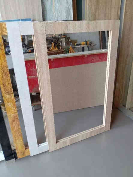 مرايا اطار MDF قياس 120×70 سعر 30 الف و التوصيل مجاني
للطلب واتساب ***********
