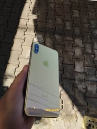 ورحمه الله  ايفون اكس اس ماكس  ذهبي  ذاكره ٢٥٦  مبدل قطعه وحده بطاريه ...