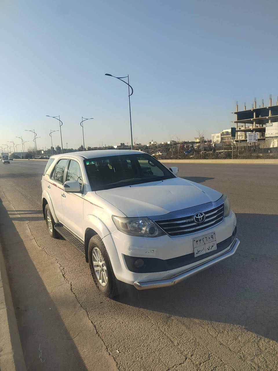 للبيع فور تشنر مكفولة موديل 2012 محرك 4بستم 2700 ما مفتوح كير أكسل كفاله رقم أربيل سنويه منتهيه اتكفل بالتحويل غرامات عايده إلي متواجد  في قضاء دجيل السعر 175$ ب مجال بسيط الاتصال ع *********** اني مكلف بل نشر لاتراسل خابر صاحبهه
