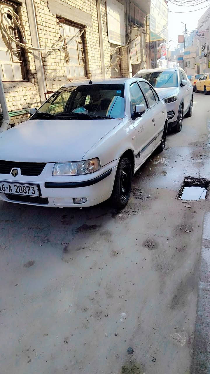 سلام عليكم سمند 2010 للبيع رقم قادسيه انكليزي السنويه ل2030تحويل مباشر بسمي شخصيا. غرمات ماعليها  سياره مكفوله بيه رشات صبغ الهلالات كير ومكينه مكفولات تبريد وحداديه وتخم تاير جديد هذا الاسبوع شاده. دوشمه جديده باتري جديد  مكان السياره ديوانيه مركز المدينه سعر 40وبيها مجال رقم ***********
