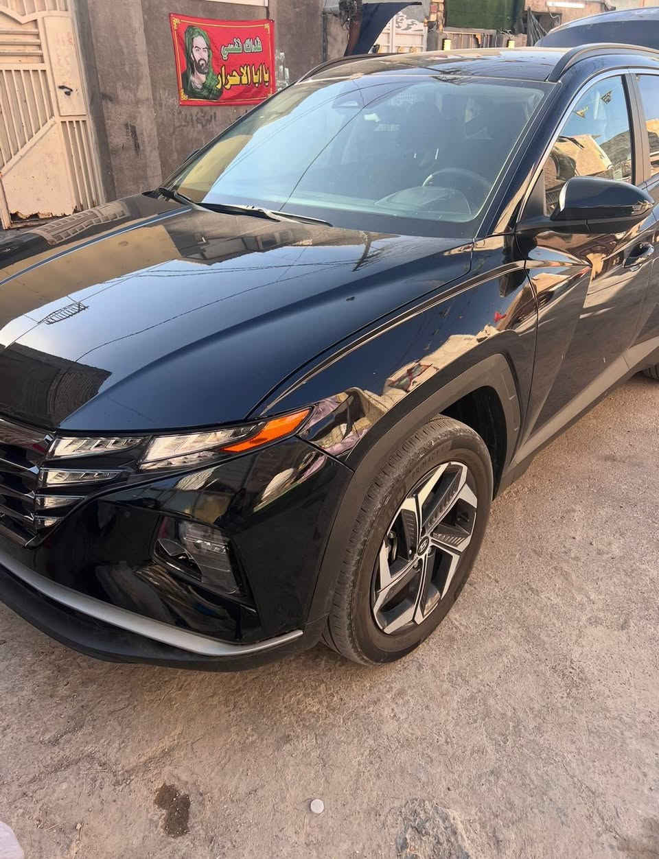 � للبيع | هيونداي توسان 2024 هايبرد (Hybrid)

✨ مواصفات كاملة 

✅ تشغيل بصمة (Keyless Start)
✅ رادار تنبيه
✅ تدفئة مقاعد
✅ السيارة مكفولة
✅ تحويل الملكية في اليوم التالي باسم المشتري
✅ ضربة خفيفة جدًا، موضحة بالصور بكل شفافية

💰 السعر النهائي: 220 ورقة (22,000 دولار)

📍 الموقع: بغداد

السيارة نظيفة وجاهزة للفحص في أي مكان، وما تحتاج أي مصروف.

📞 للاستفسار والاتصال : 
*********** بغداد, العراق
