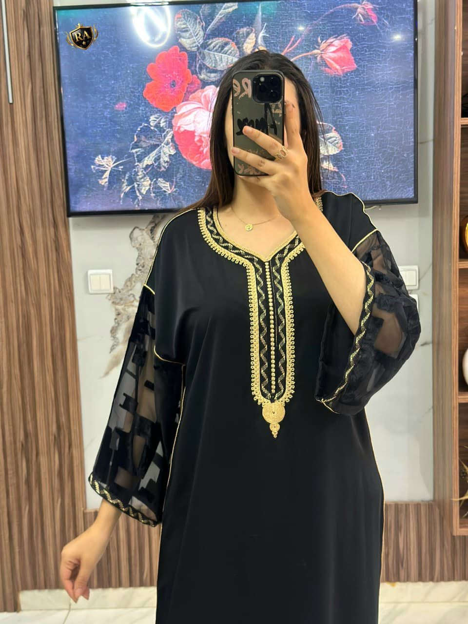 🟤💫  *جديد  new* 💫🟤
________________________________________
🟠قفطان  فصالة مخزنية 🛎 أنيق للافراح و المناسبات 
🟤ثوب كريب سامبل و كمام مبرة ثليجة حرة ✨من النوع الممتاز رطب و طايح 
🟠مخدوم بلقيطان و بالسفيفة أصلية 
🟤مطروز بالطرز كاطفيل ورباطي  بجودة و إتقان 
🟠⚡متوفر بألوان رائعة ⚡⚡

🟤المقاسات ⬇️⬇️⬇️⬇️
الطاي 1:    M   L   XL
الطاي 2:    XXL 3XL 4XL


**إذا كنت صاحب هذا الإعلان وتريد حذفه لأي سبب، رجاءا أرسل رسالة إلى الدعم الفني**