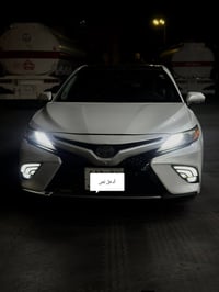 كامري موديل 2018 للبيع فقط  فول مواصفات للأخير  عداد 47 ميل كلشي موضح ...