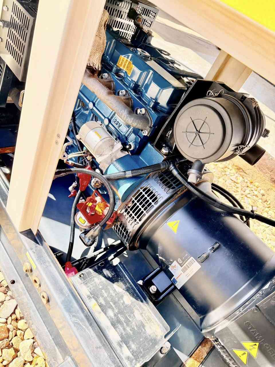 كابوتا ياباني كاتم 35 كيفي اخو الجديد
المحرك 4 بستم التوليد ستامفورد إنكليزي الحديث 

نظام التشغيل برودكشن حديث إطفاء وتشغيل ذاتي 

المولد على وضع الشركة شرط الفحص والظمآن 

وارد اوربي غير مستخدم بالعراق 

العنوان بابل ناحية الشوملي للاستفسار 
***********
