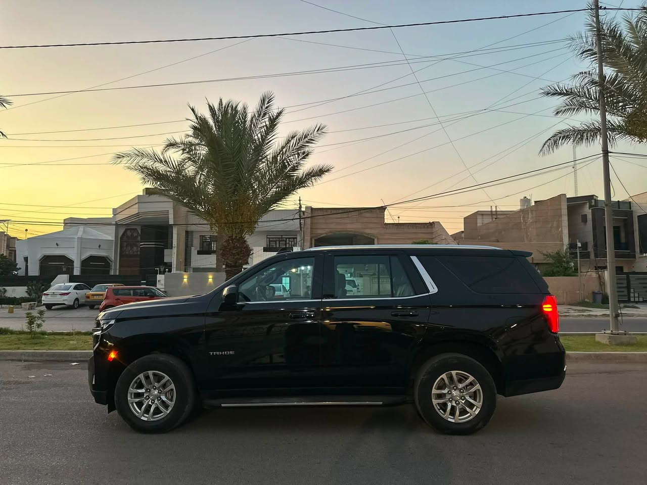 تاهو 2024 ماشيه 28 الف مكفولة من باردوصبغ وفتح وكاله منصور بعده بل ضمان رقم بغداد السعر 47700 الف دولار بيه مجال بسيط لشراي 
*********** عنوان بغداد السيديه
