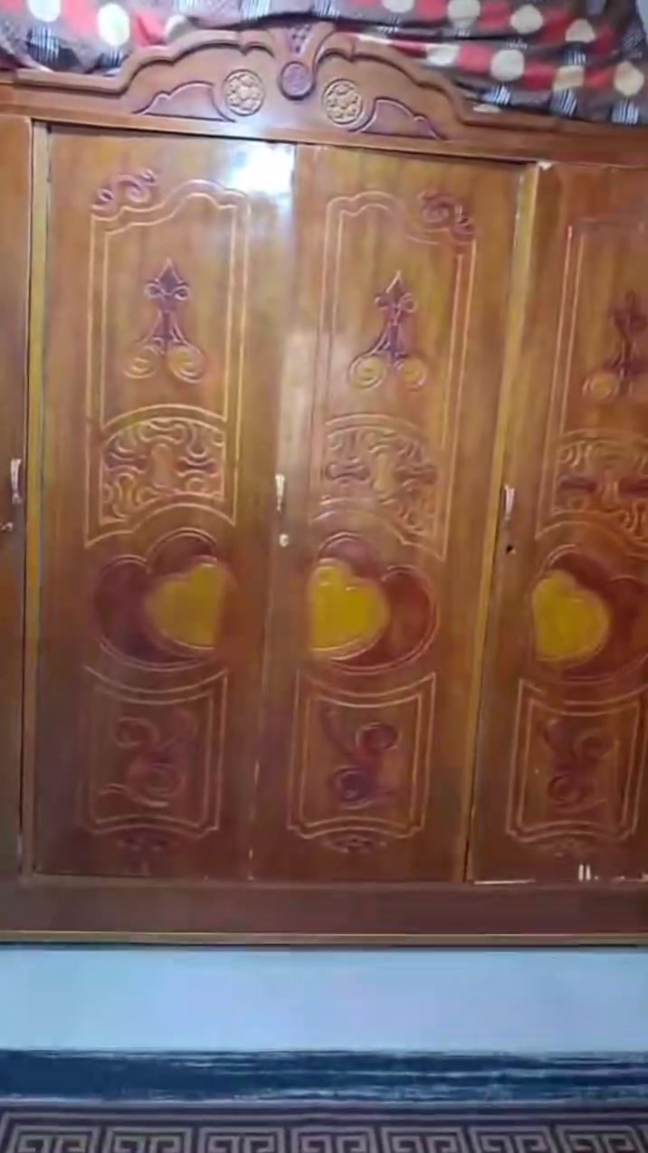 كنتور خليجي كلش نضيف للبيع وكنتور صاج ابو 4 وثلاجه استعمال قليل  حجم كبير


**إذا كنت صاحب هذا الإعلان وتريد حذفه لأي سبب، رجاءا أرسل رسالة إلى الدعم الفني**