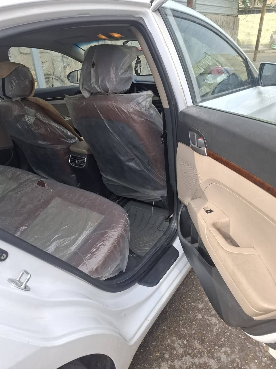 السلام عليكم هونداي النترا موديل 2020فول واحد على واحد بيها بارد بل الجاملغ الأمامي  بسيط والدوسات صبغ اثر شخوط  ماشية 81  رقم بغداد هزة ورقم جديد  والسونار داخل المنشور   163    ***********
